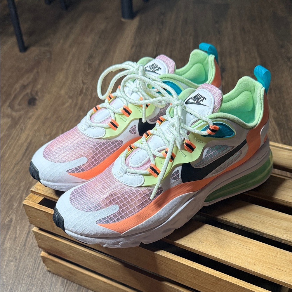 Nike Air Max 270 React W - Light Arctic Pink/Orange Pulse/White/Black Size W 7.5